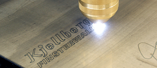 Markieren Kerben Körnen mit Plasma